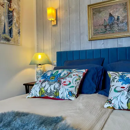 לינה וארוחת בוקר Mas La Marchette