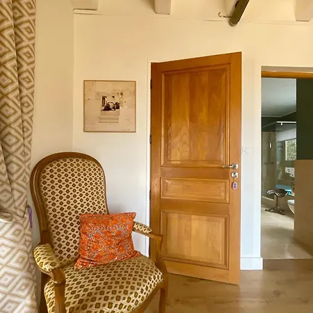 Mas La Marchette Oms