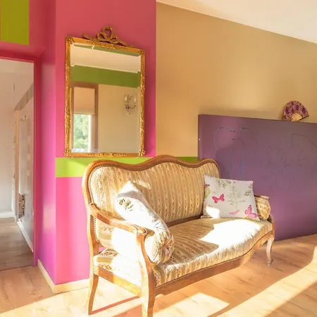 Mas La Marchette לינה וארוחת בוקר Oms