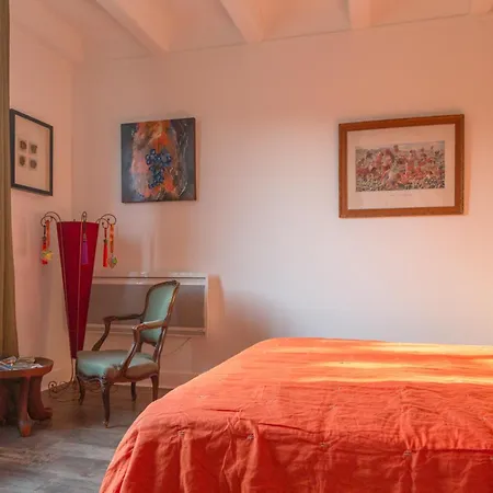 Mas La Marchette Oms