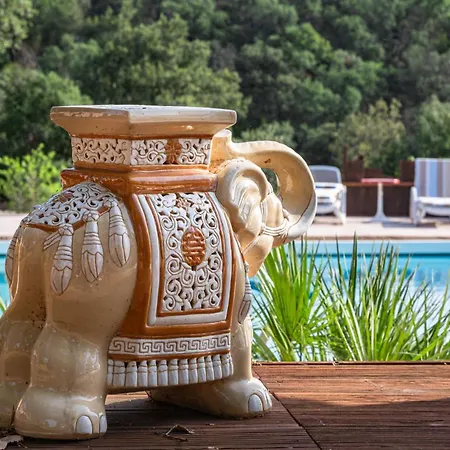 Mas La Marchette Oms