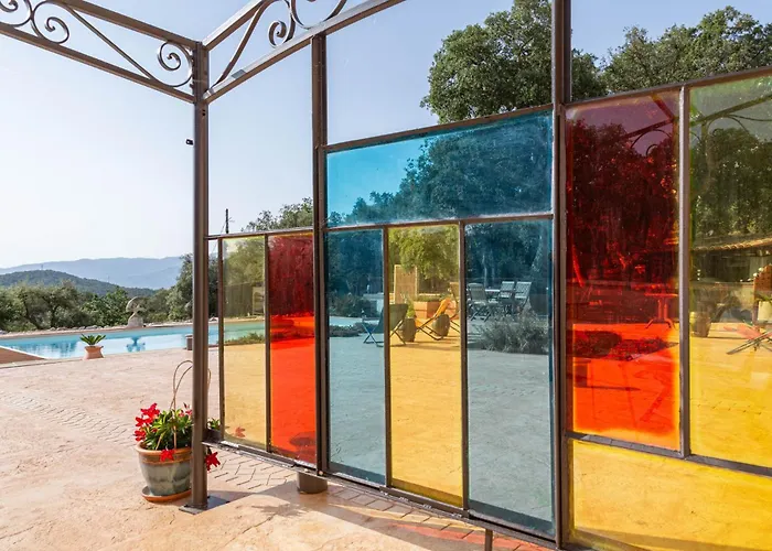 Mas La Marchette Bed & Breakfast *